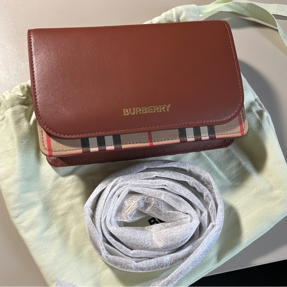 Burberry classic check bag Chestnut and Cream Check Wallet - Picture 8 of 9